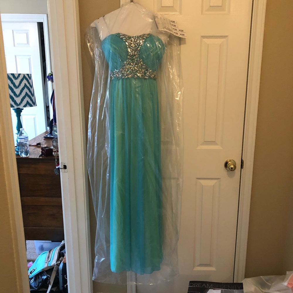 Jodi Kristopher Prom Dress